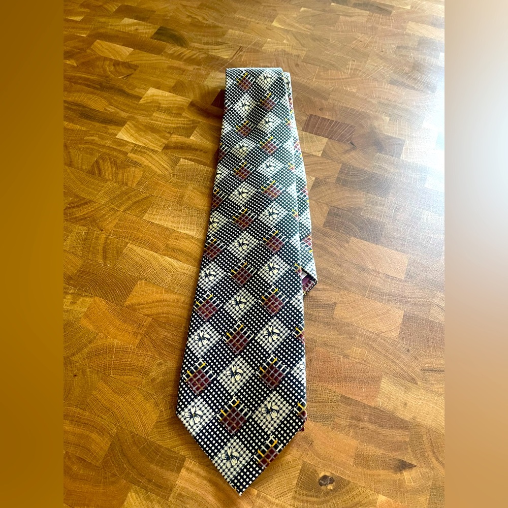 Pierre Balmain neck tie 100% silk